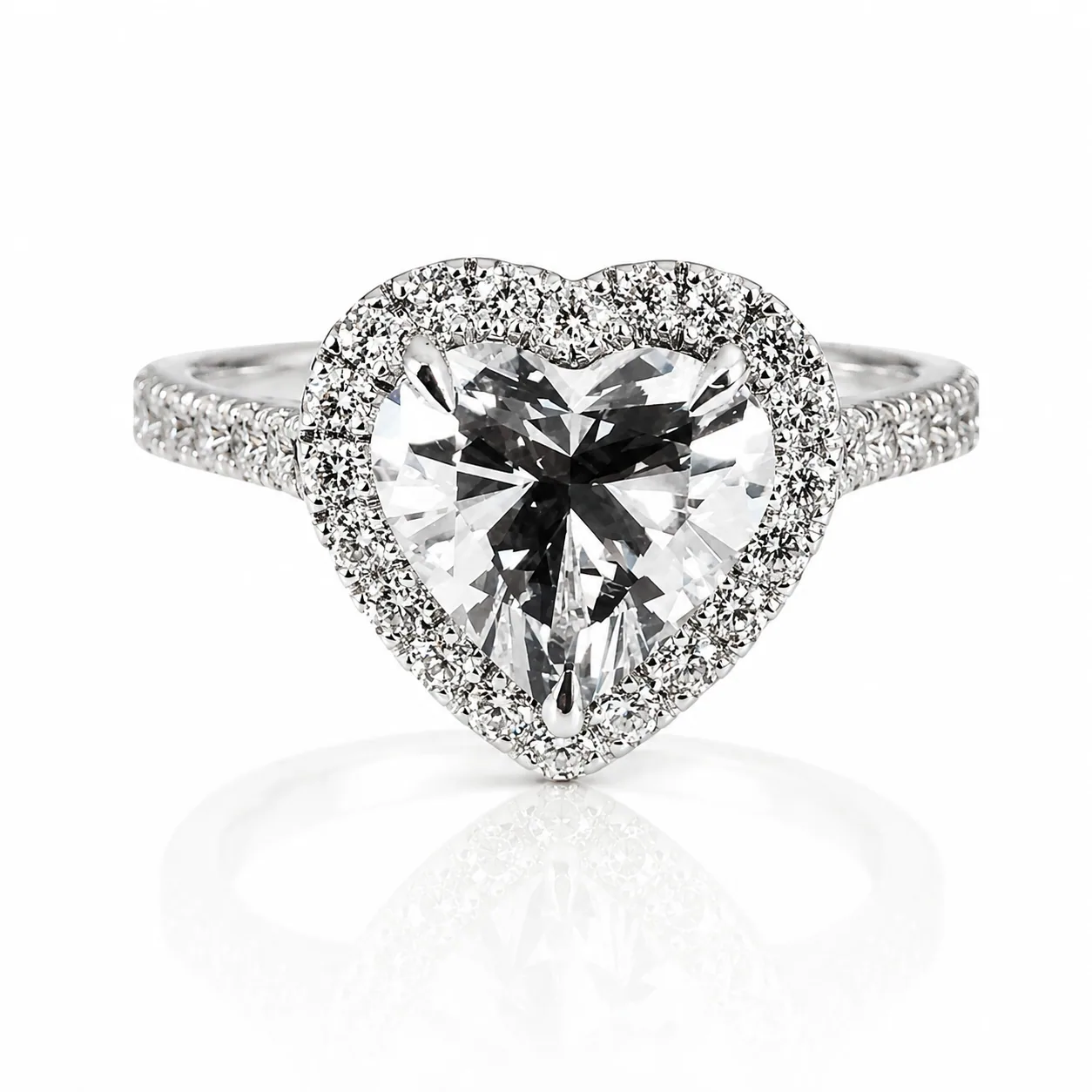 Pear-shaped diamond halo ring